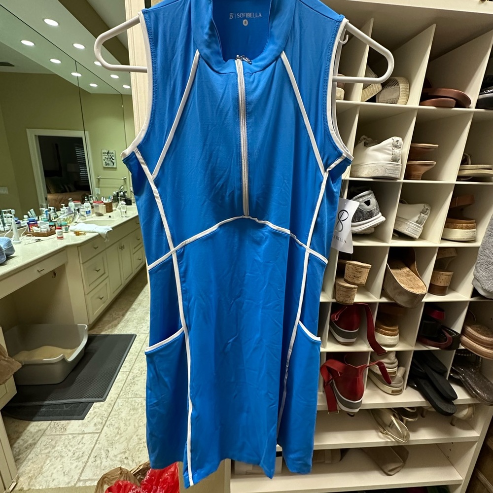 NWT sofibella sports dress. Shorts included.